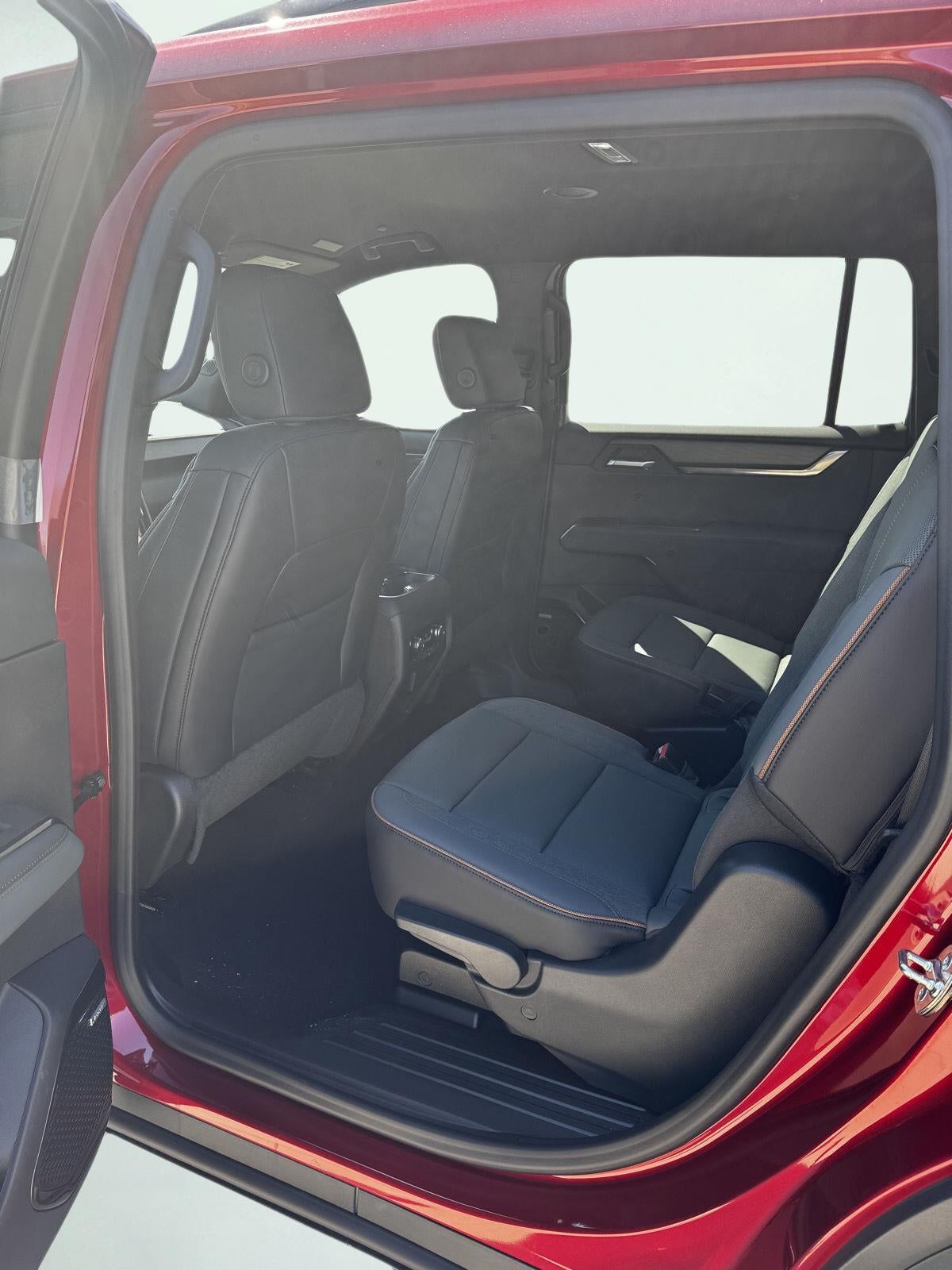 2027 GMC Acadia AT4