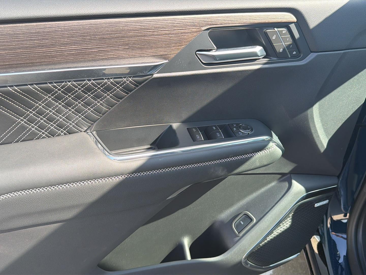 2027 GMC Acadia Denali