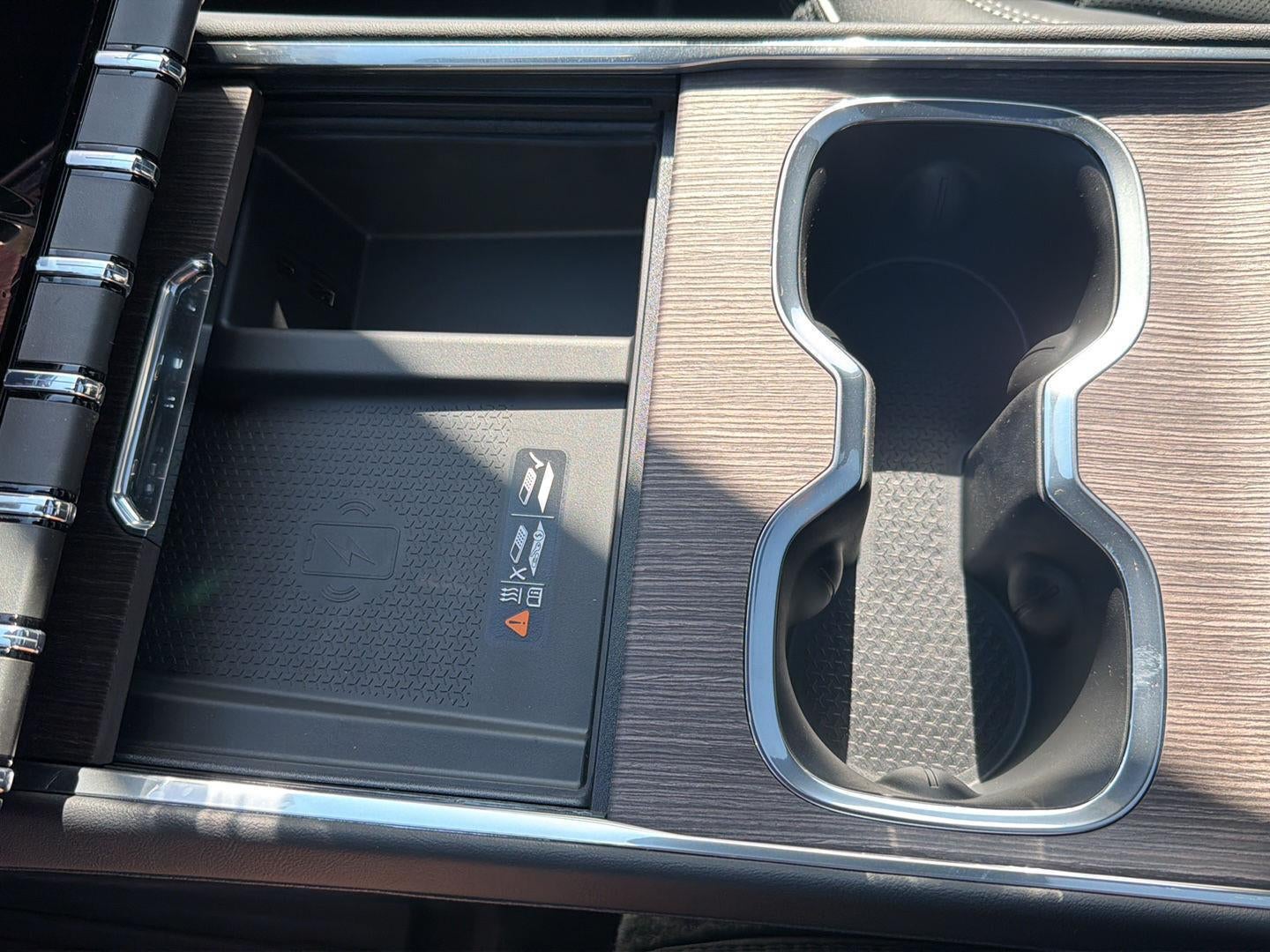 2027 GMC Acadia Denali