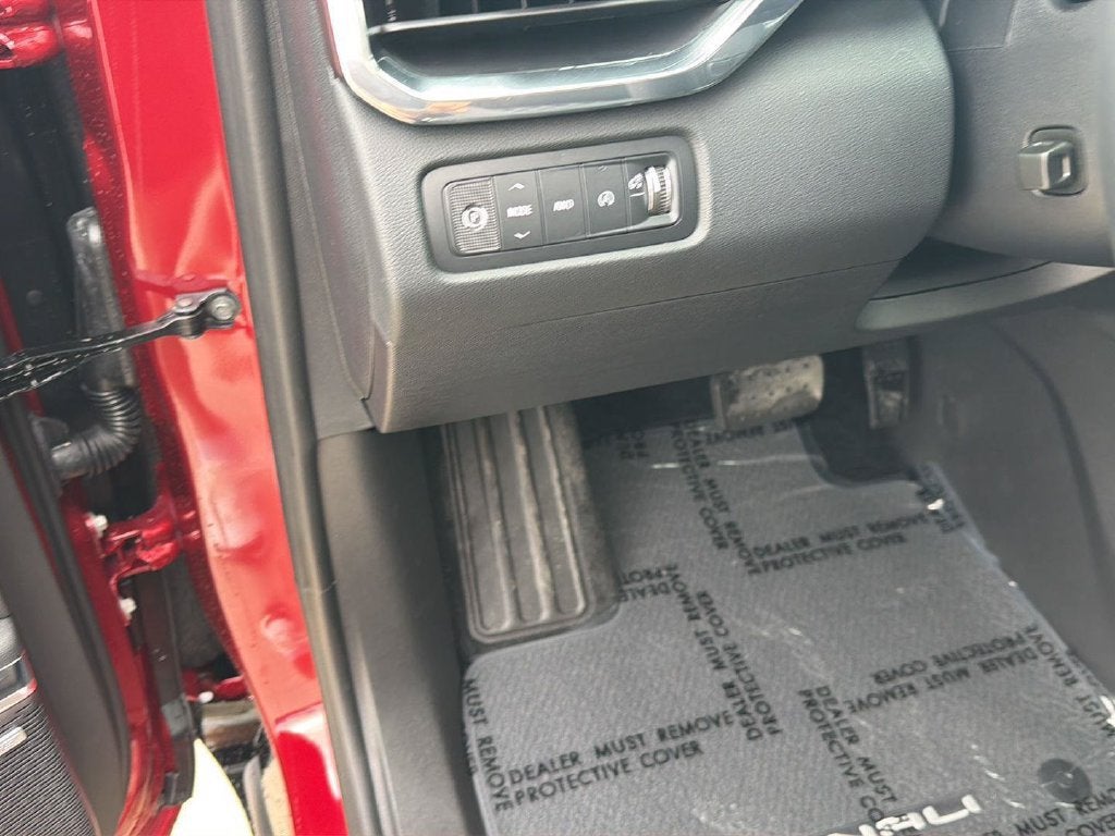 2027 GMC Acadia Denali