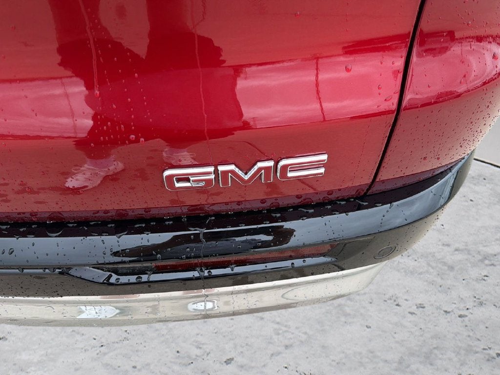 2027 GMC Acadia Denali