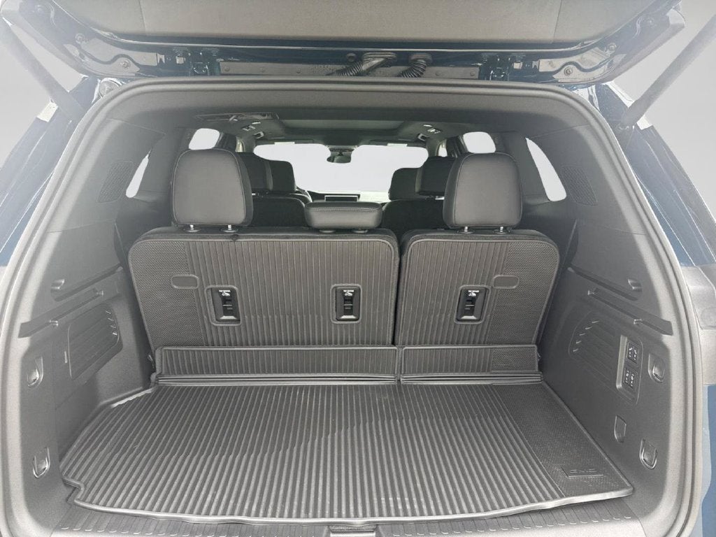 2027 GMC Acadia Denali