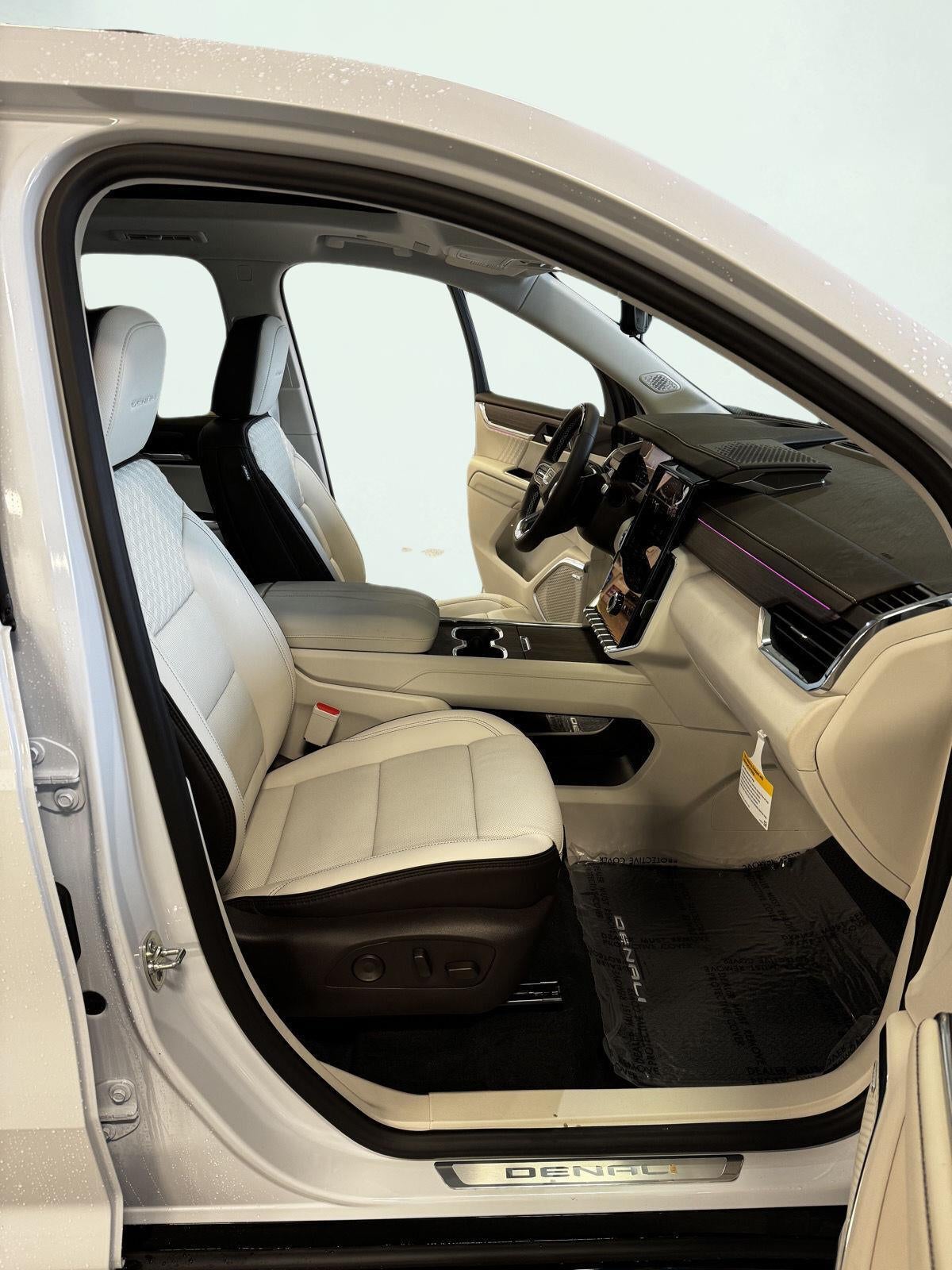 2027 GMC Acadia Denali Ultimate