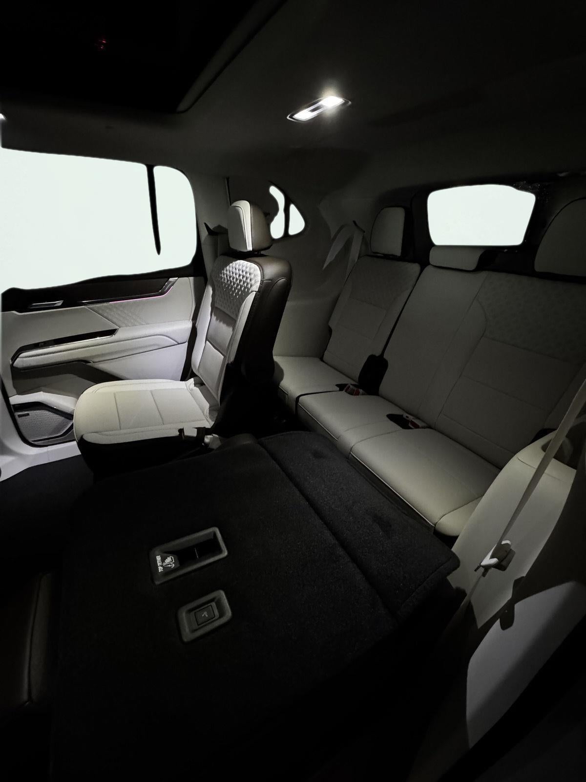 2027 GMC Acadia Denali Ultimate