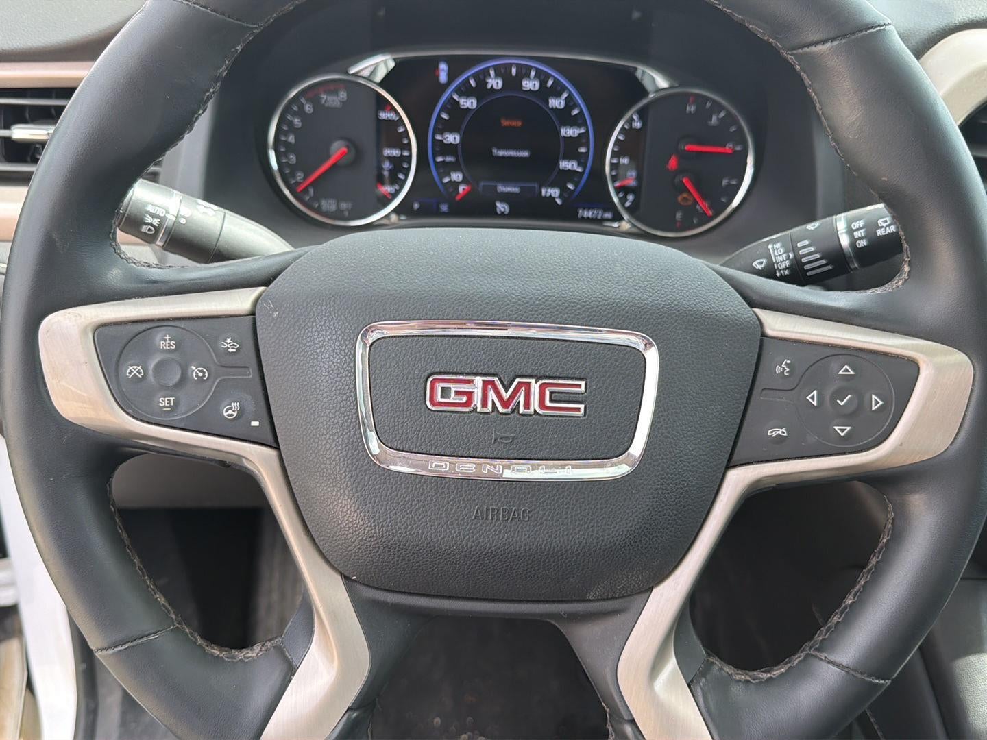2023 GMC Acadia Denali
