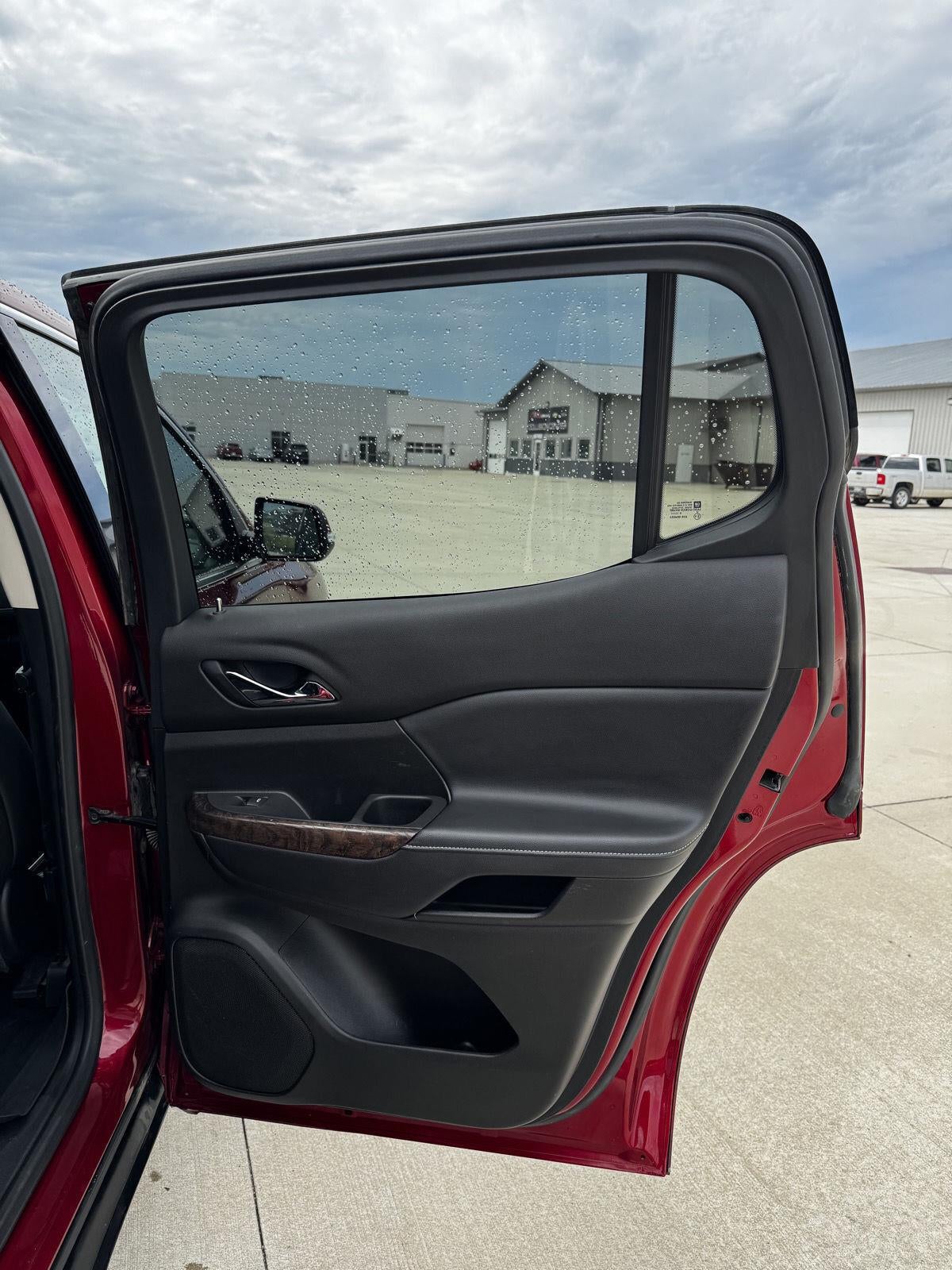 2021 GMC Acadia Denali 25