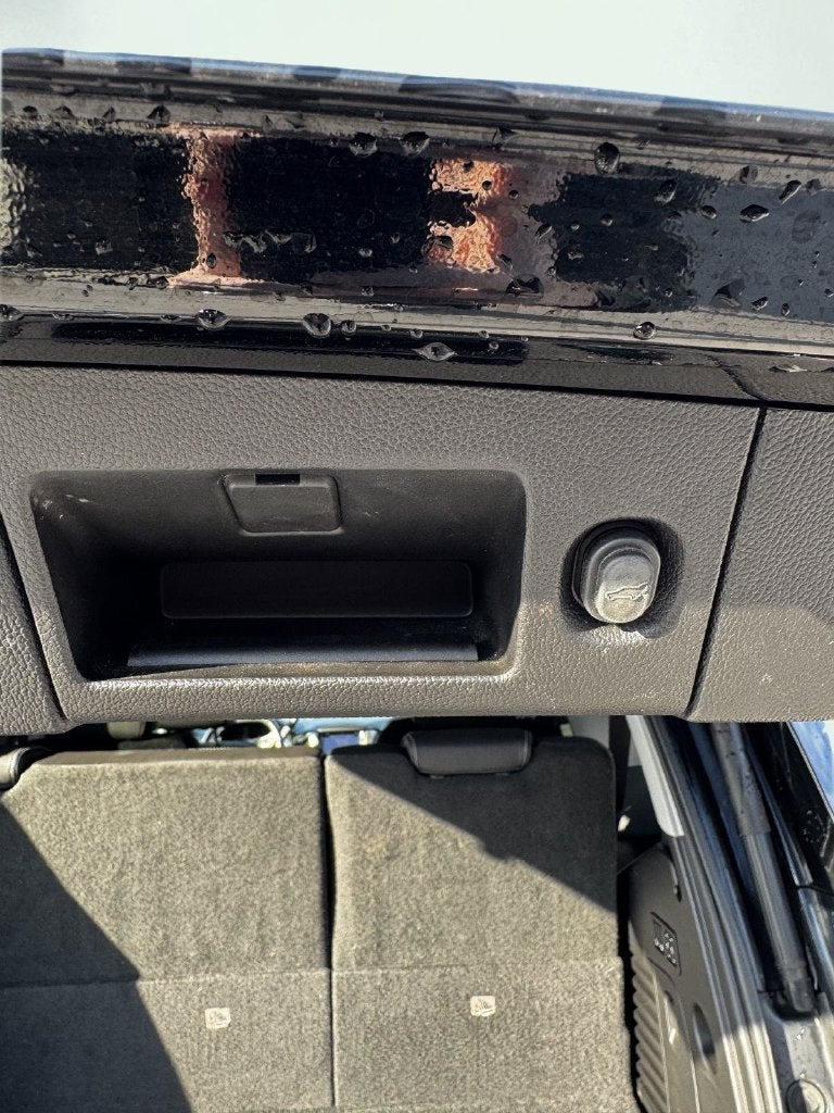 2018 GMC Yukon Denali 40