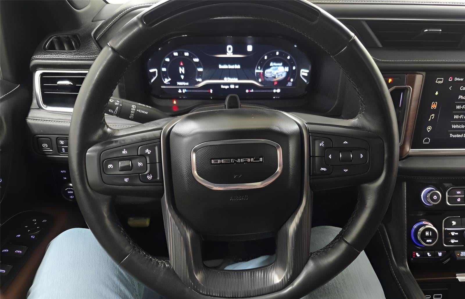 2023 GMC Yukon Denali Ultimate