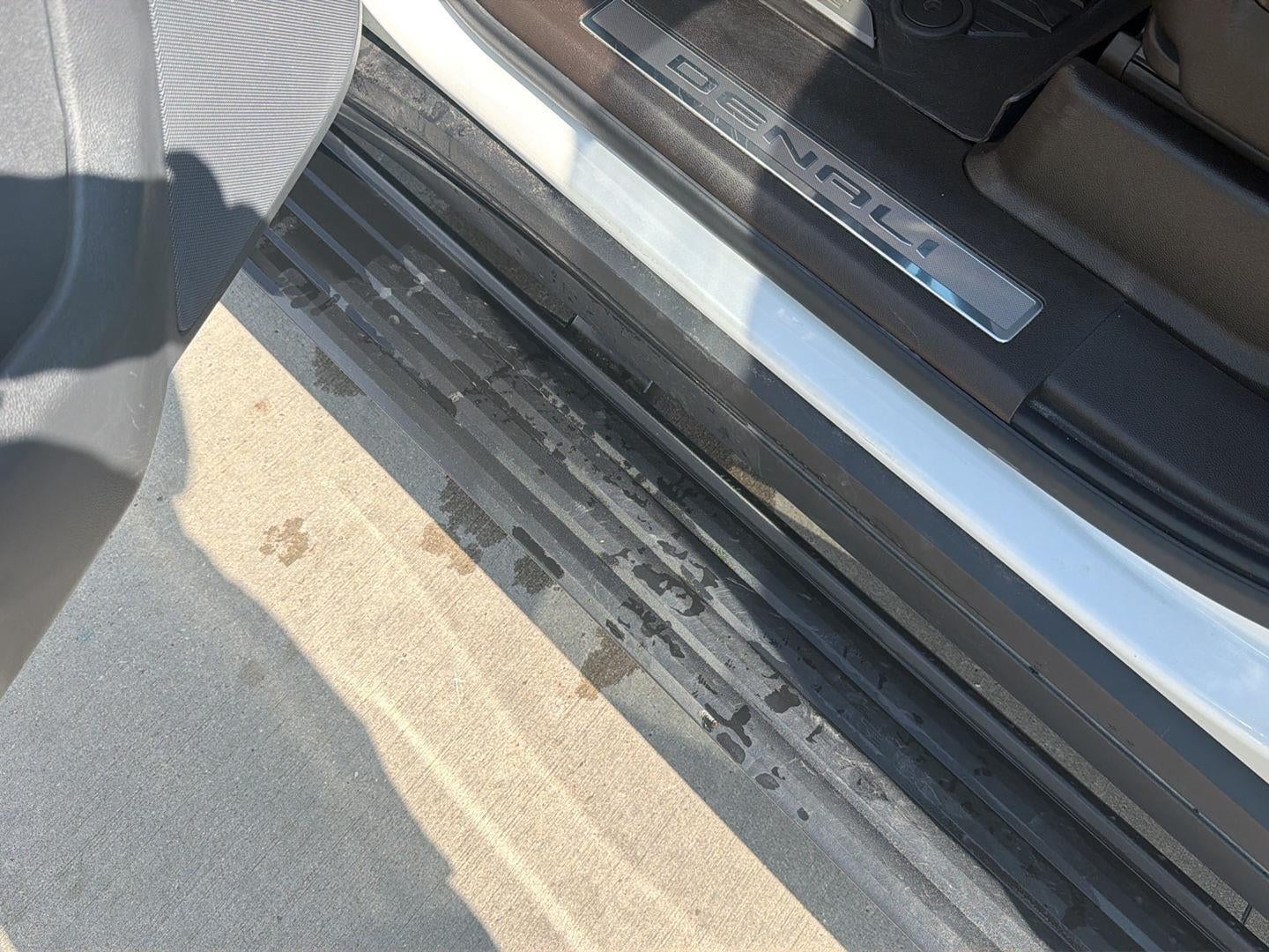 2024 GMC Yukon XL Denali 11