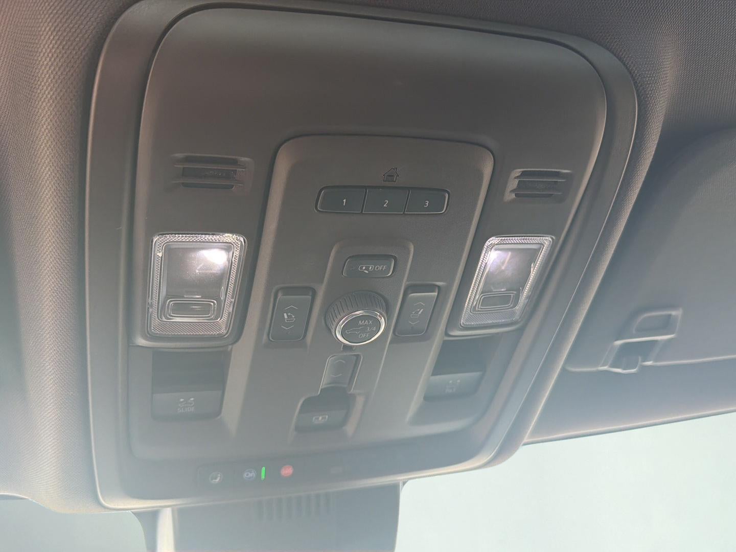 2024 GMC Yukon XL Denali 18