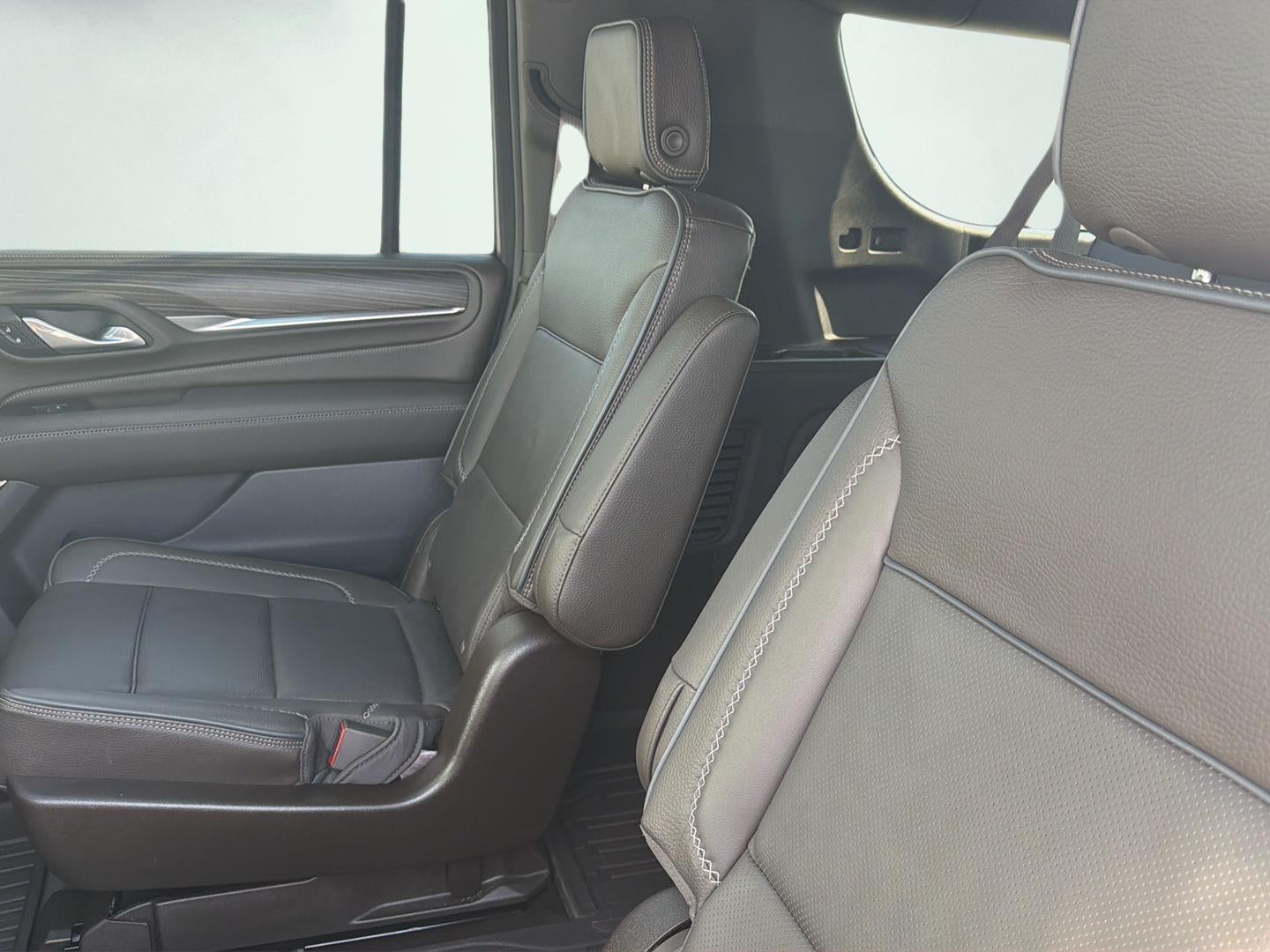 2024 GMC Yukon XL Denali 30