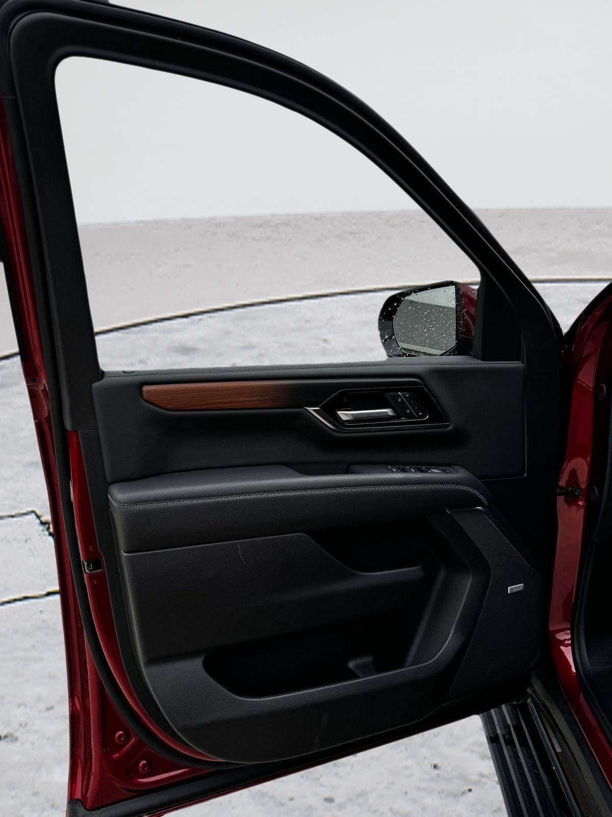 2026 GMC Yukon XL Denali - Photo 20