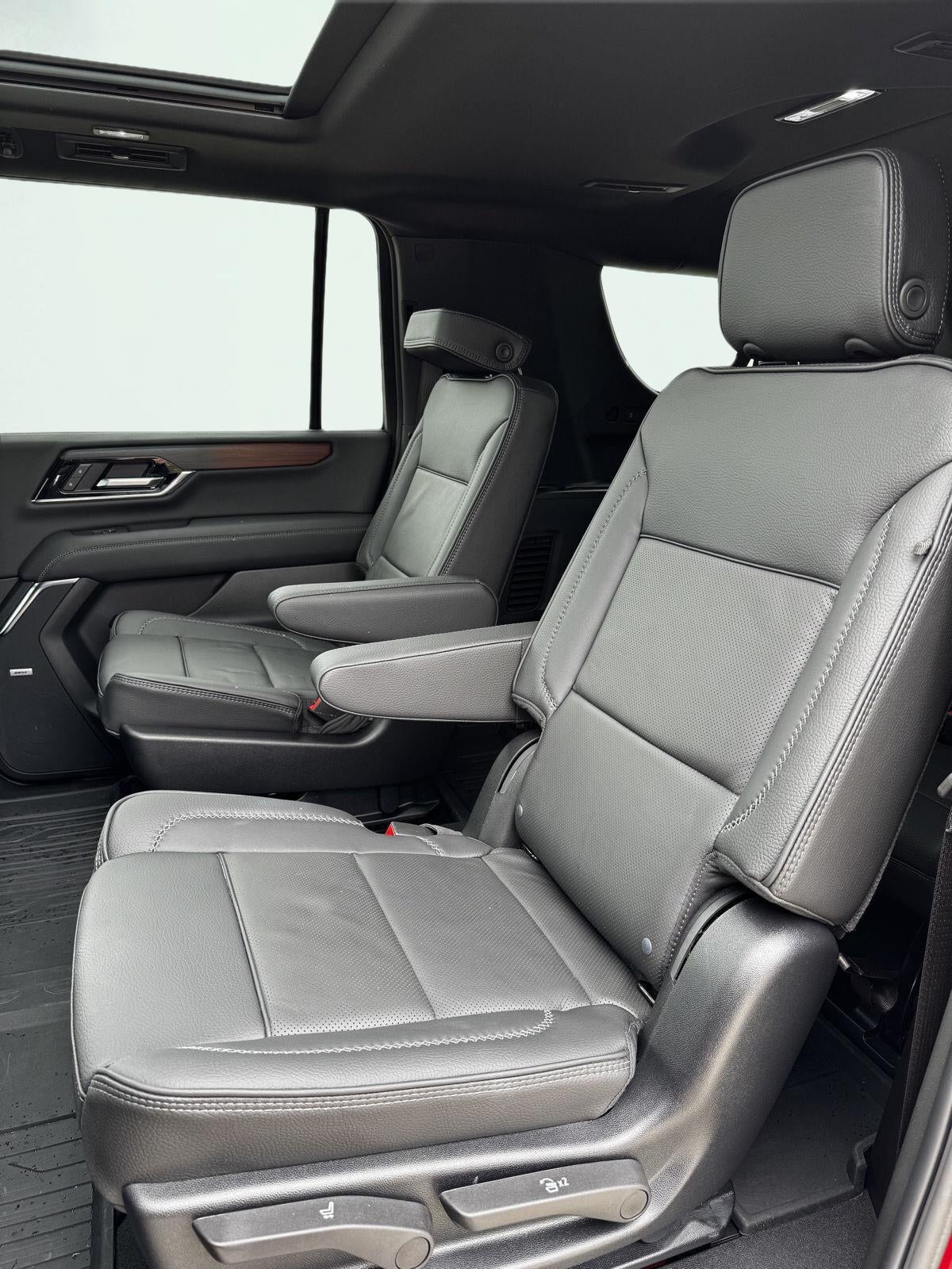 2026 GMC Yukon XL Denali - Photo 27