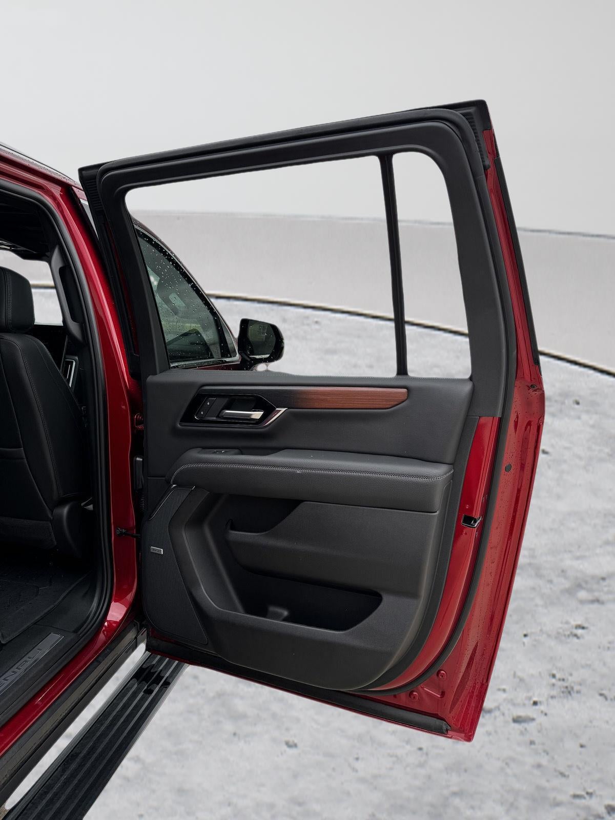 2026 GMC Yukon XL Denali - Photo 37