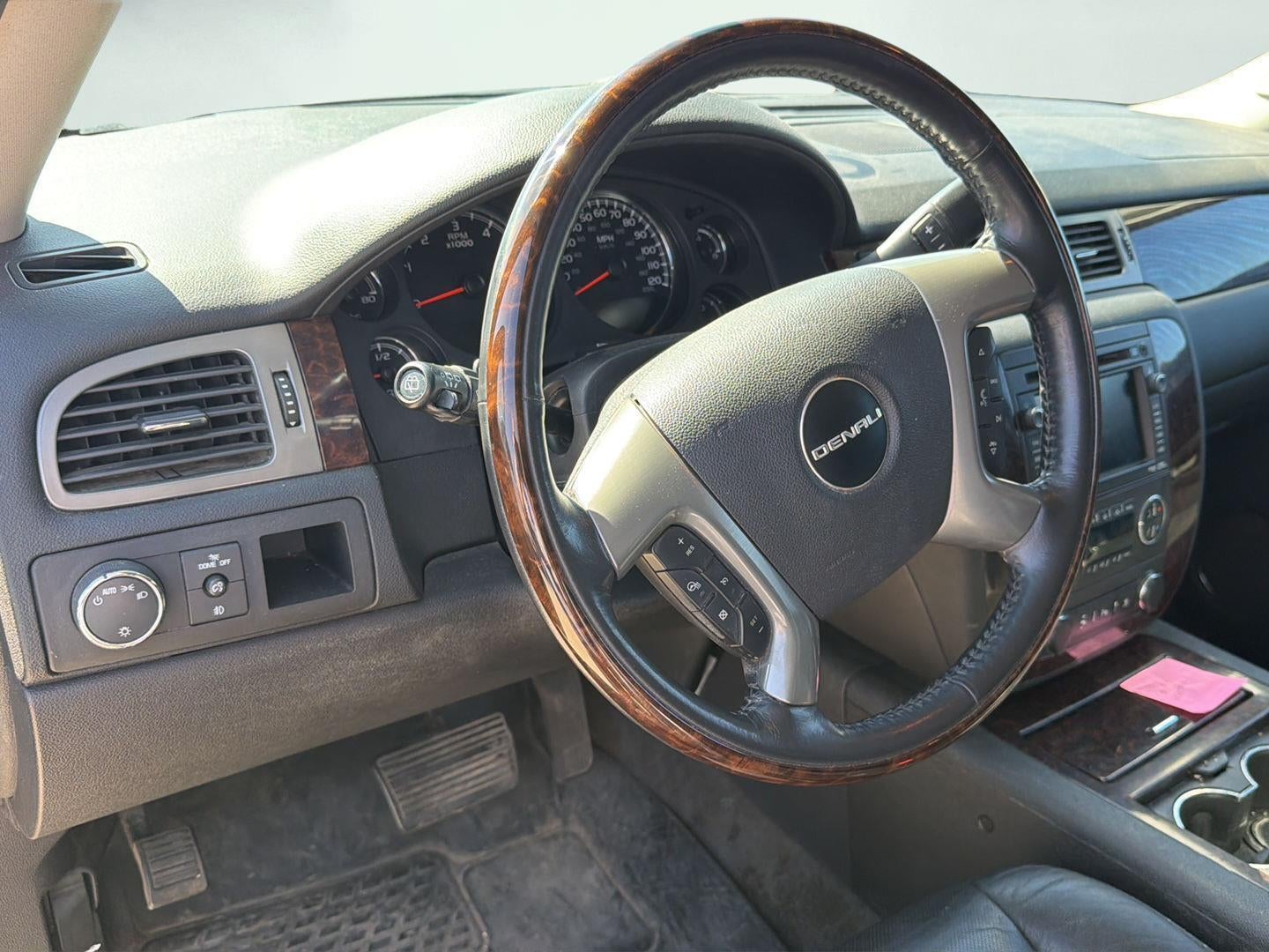 2011 GMC Yukon XL Denali