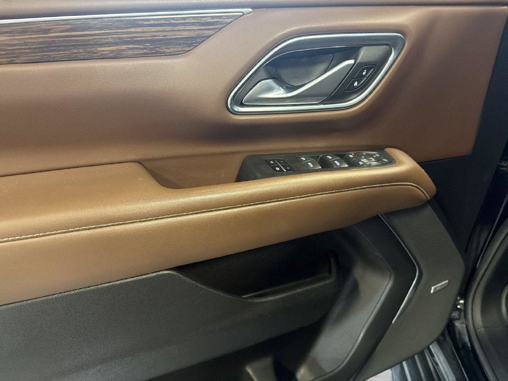 2022 Chevrolet Suburban Base