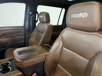 2022 Chevrolet Suburban Base