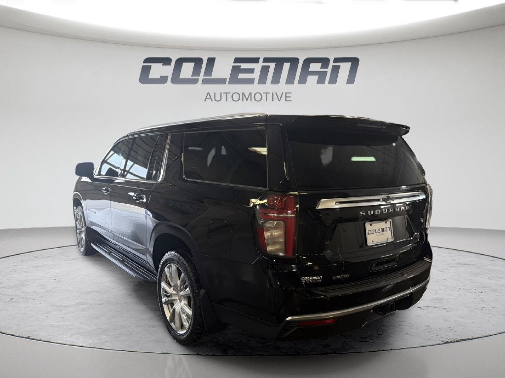 2022 Chevrolet Suburban Base