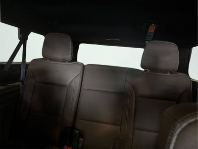 2022 Chevrolet Suburban Base