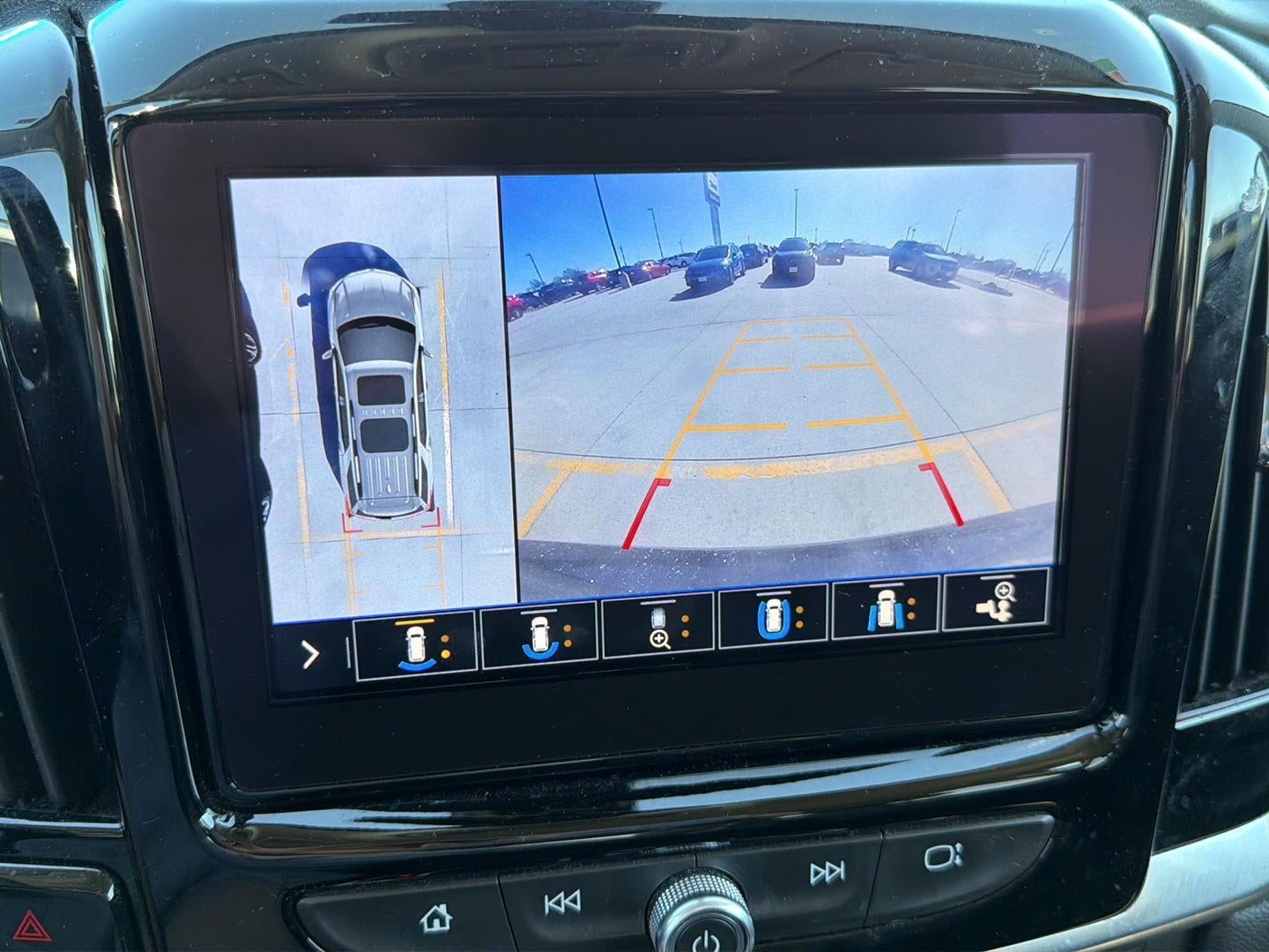 2021 Chevrolet Traverse Premier