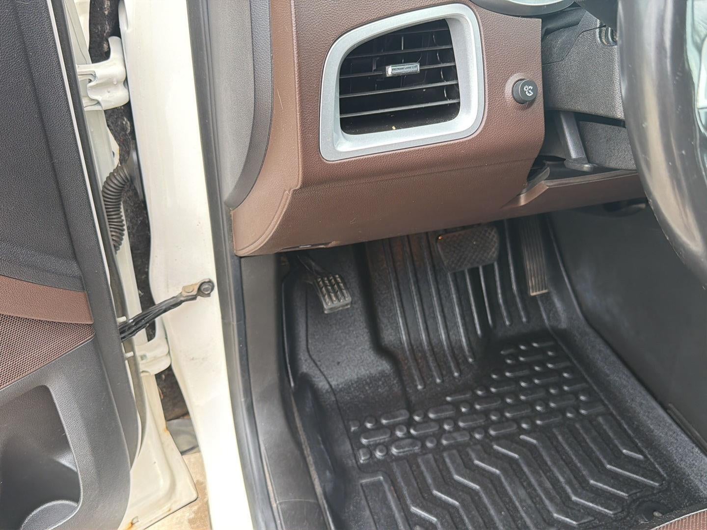 2015 Chevrolet Equinox LTZ 11