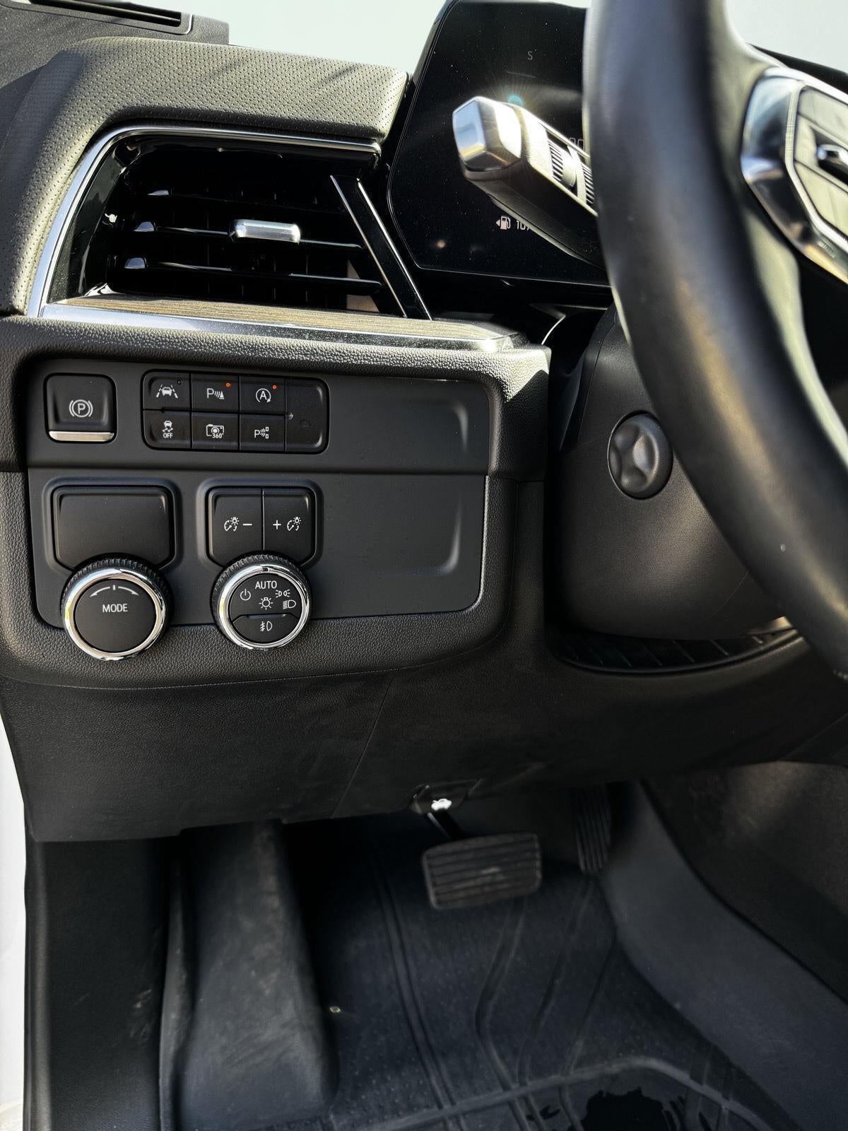 2025 Chevrolet Tahoe Premier 10