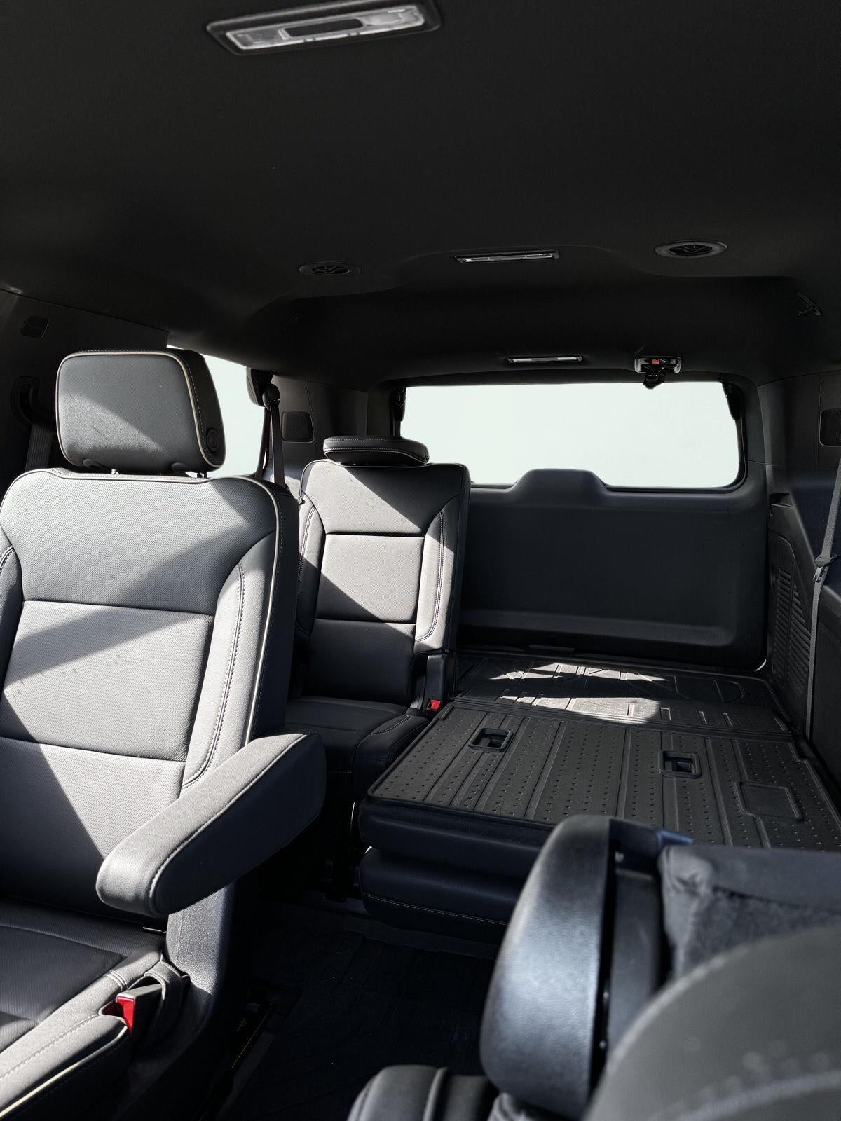 2025 Chevrolet Tahoe Premier 18