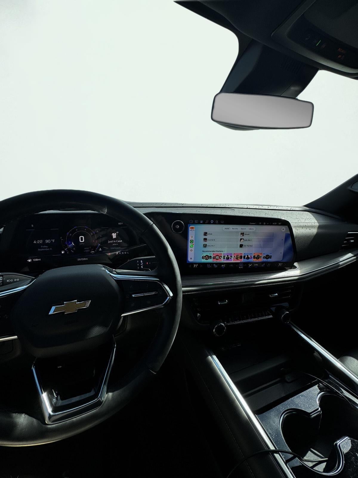 2025 Chevrolet Tahoe Premier 19