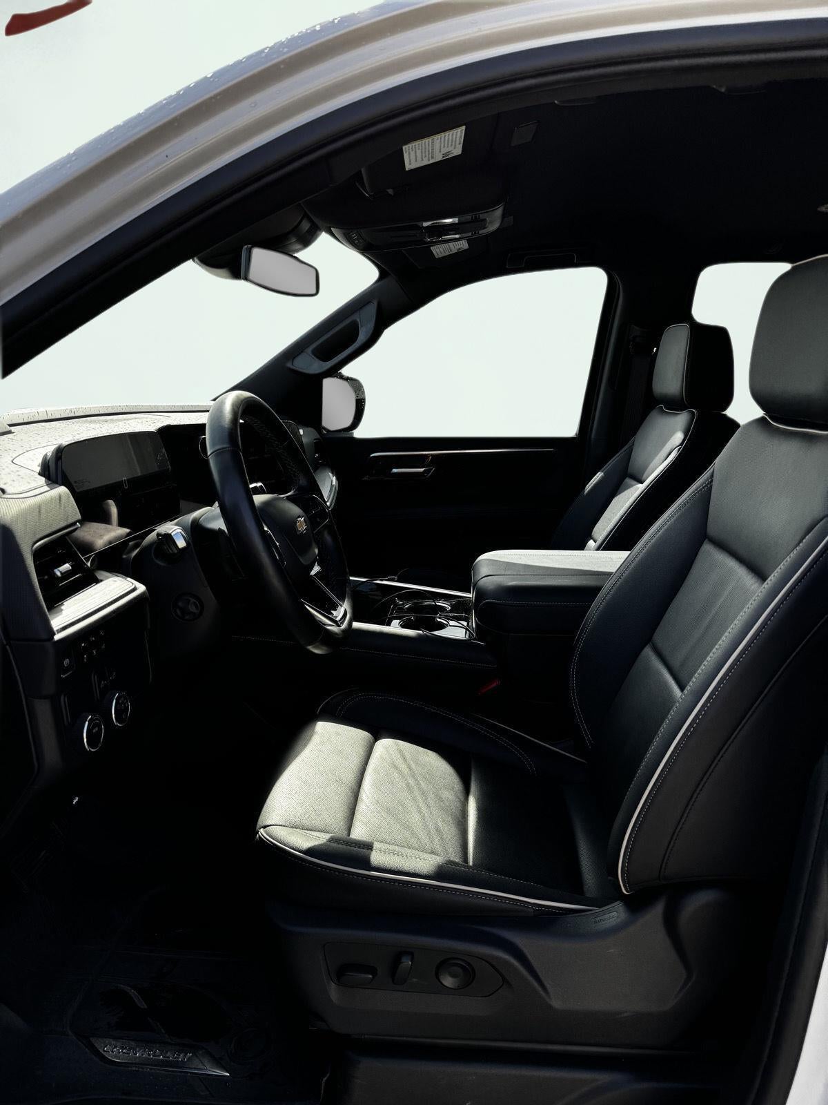 2025 Chevrolet Tahoe Premier 9