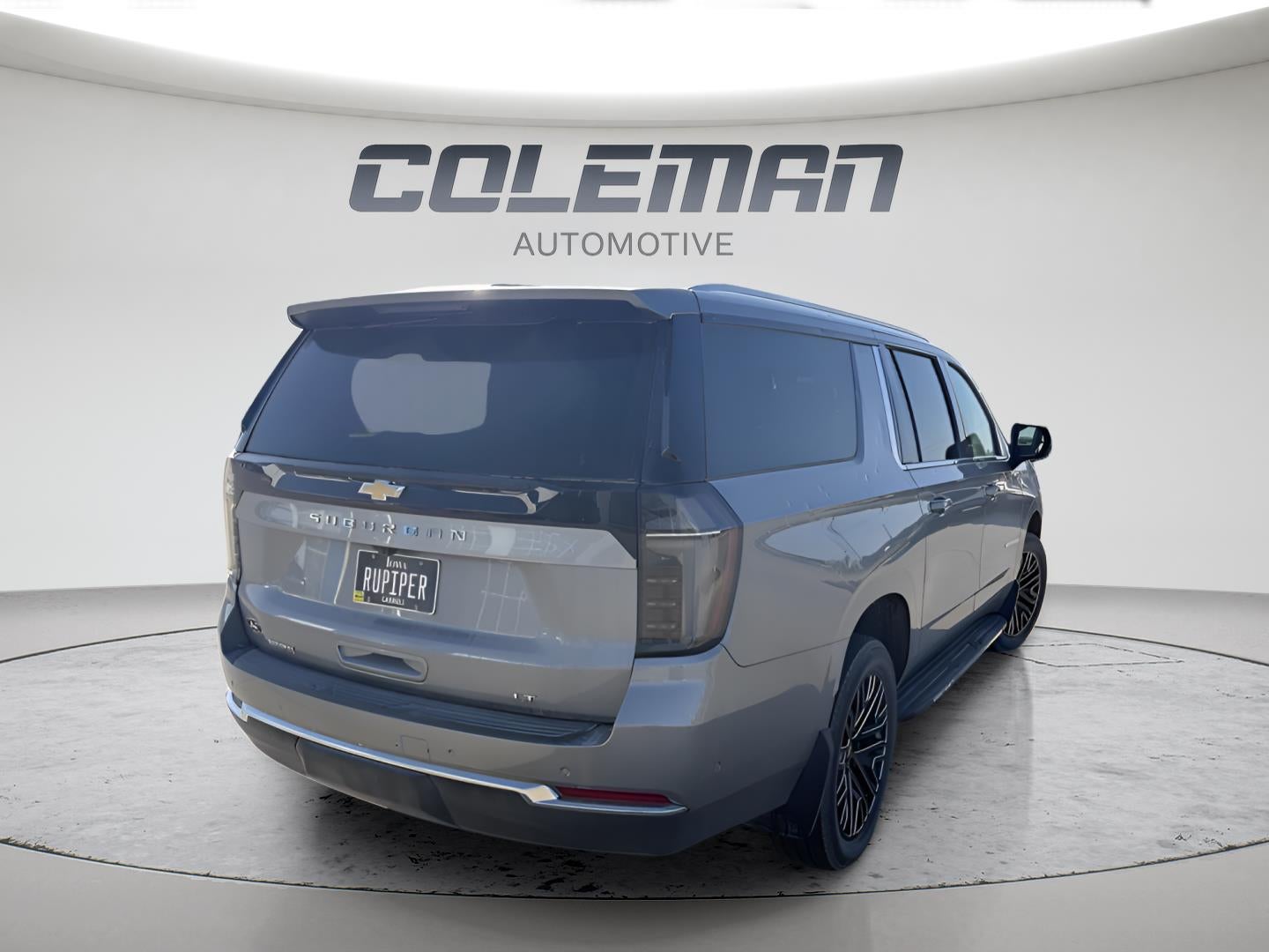 2025 Chevrolet Suburban LT
