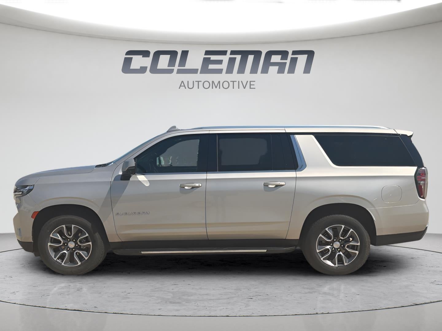 2024 Chevrolet Suburban LT