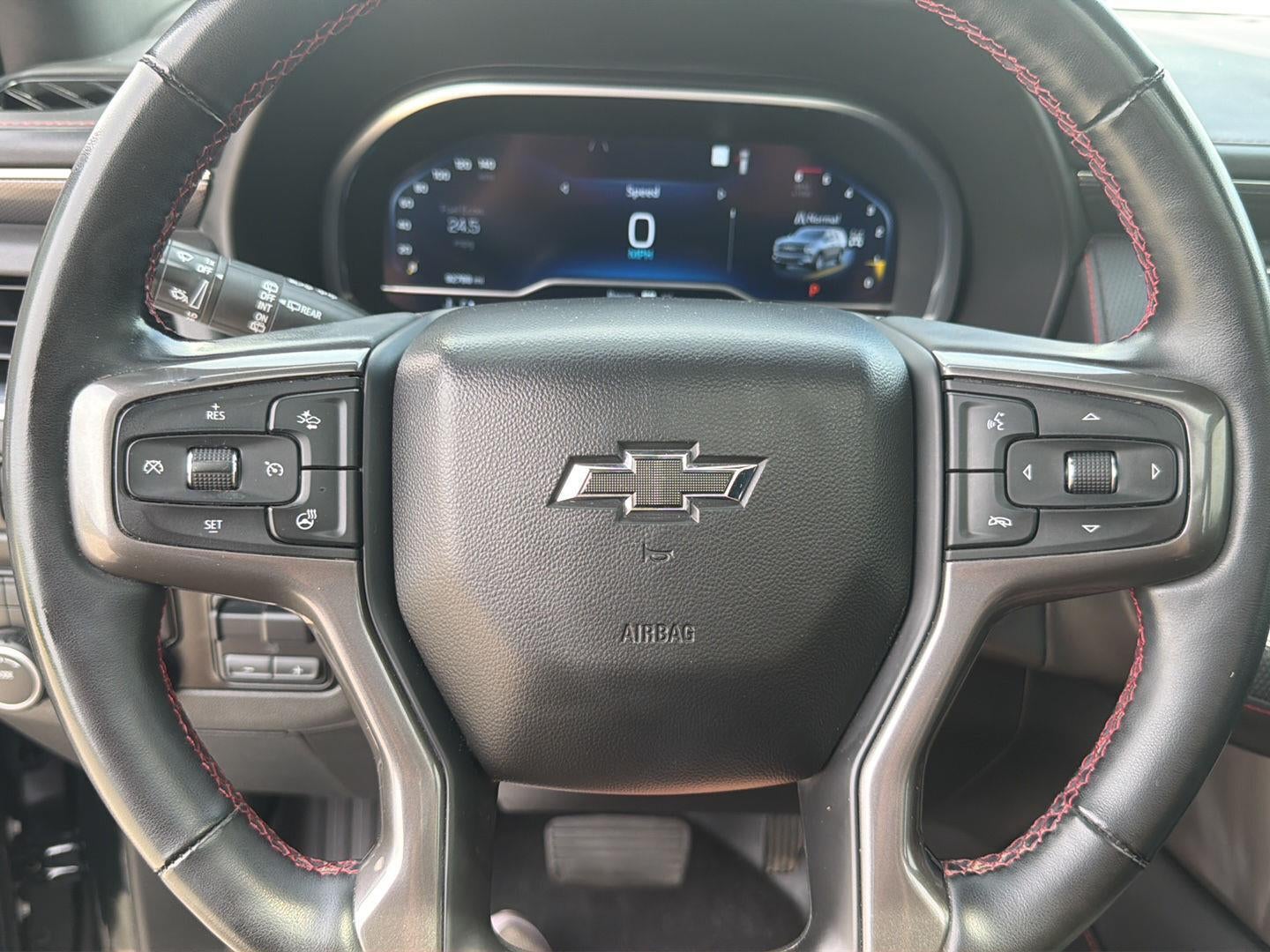 2023 Chevrolet Suburban RST 14