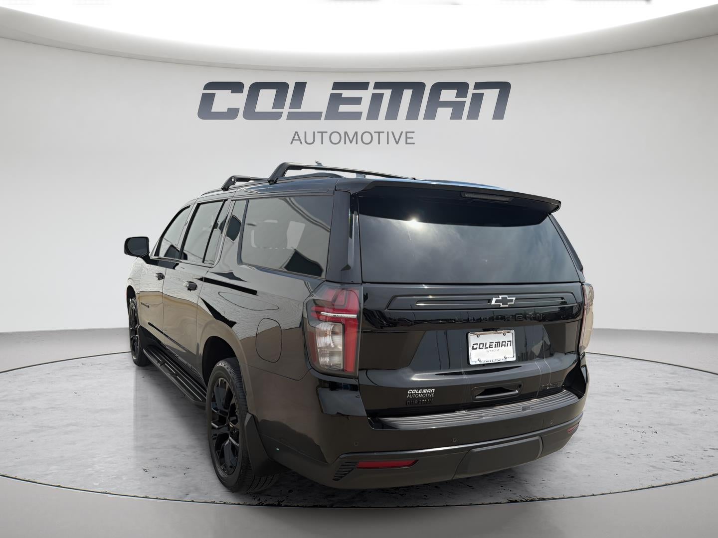2023 Chevrolet Suburban RST 3
