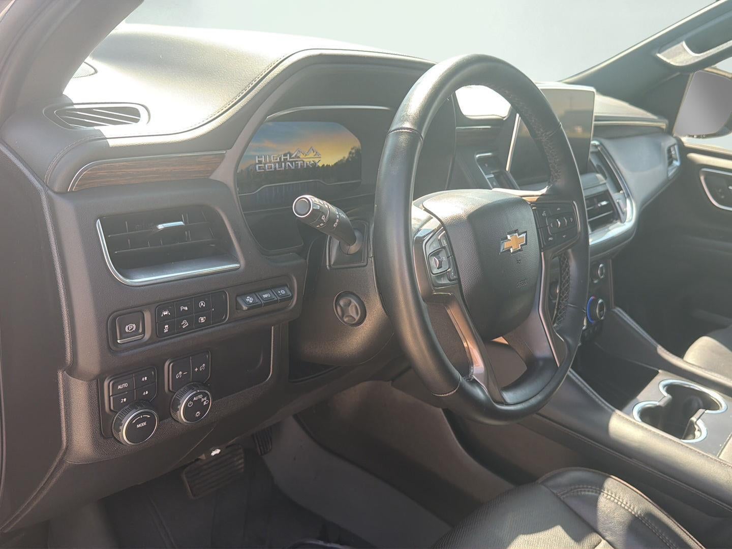 2023 Chevrolet Suburban High Country 12