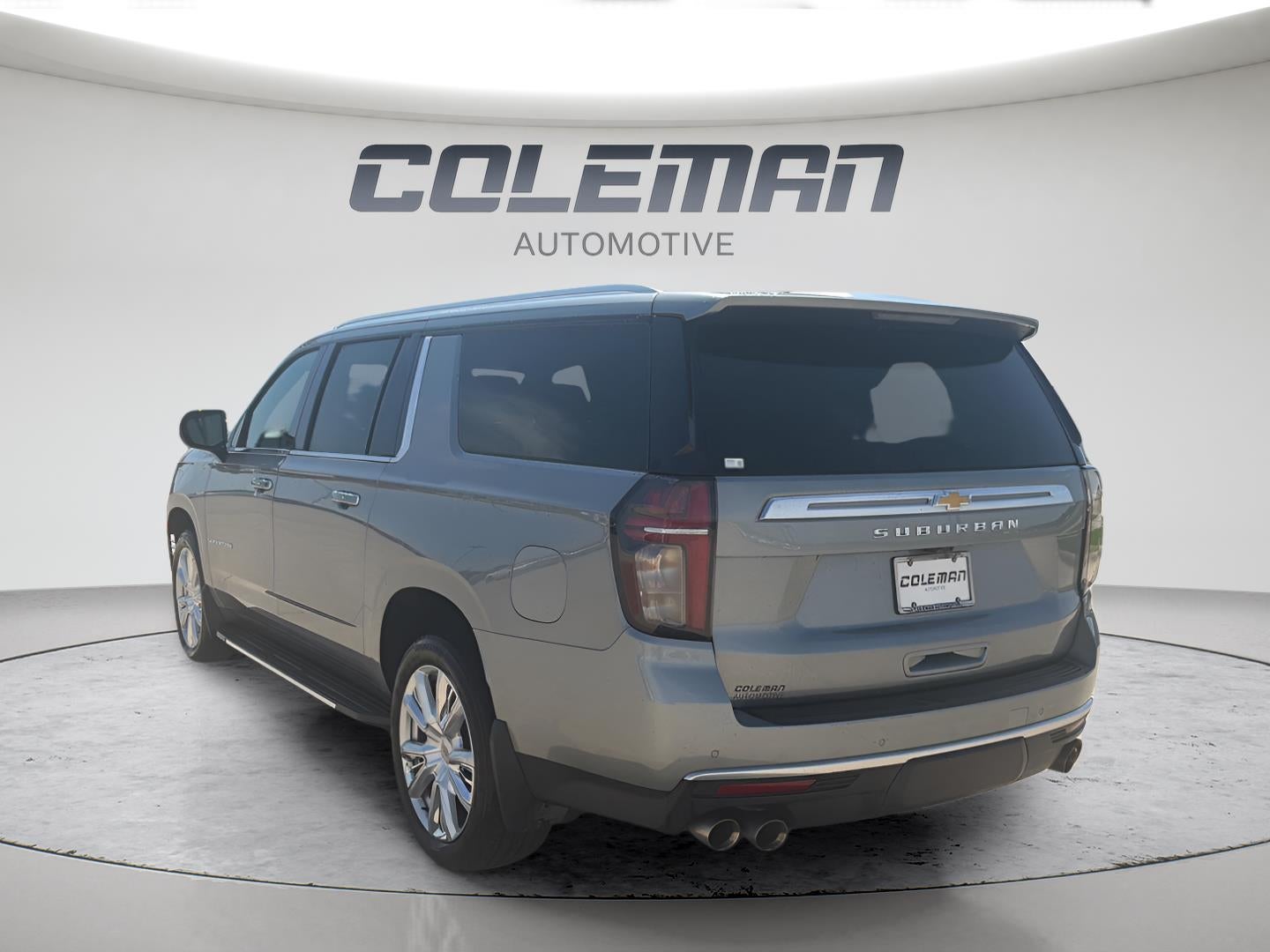 2023 Chevrolet Suburban High Country 3