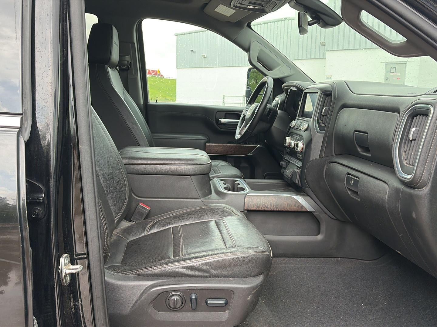 2023 GMC Sierra 3500 HD Denali 21