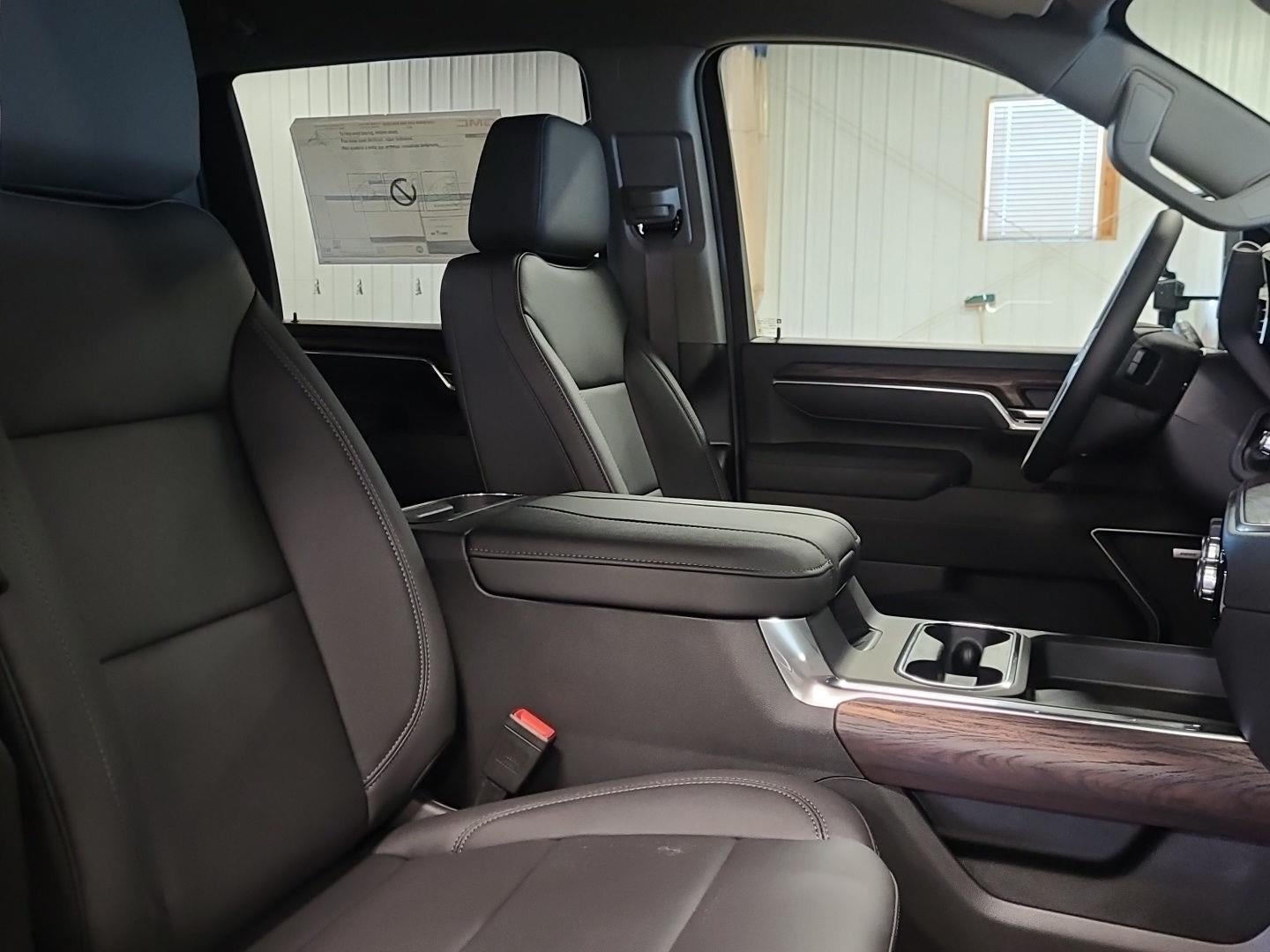 2026 GMC Sierra 3500 HD SLT DRW