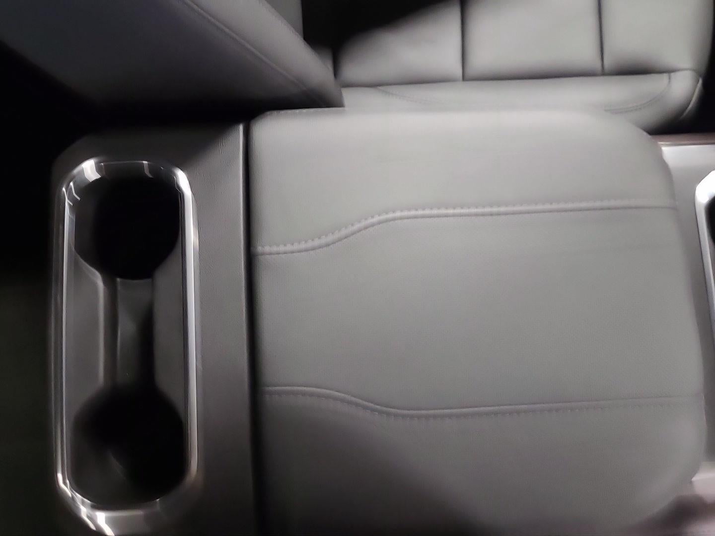 2026 GMC Sierra 3500 HD SLT DRW