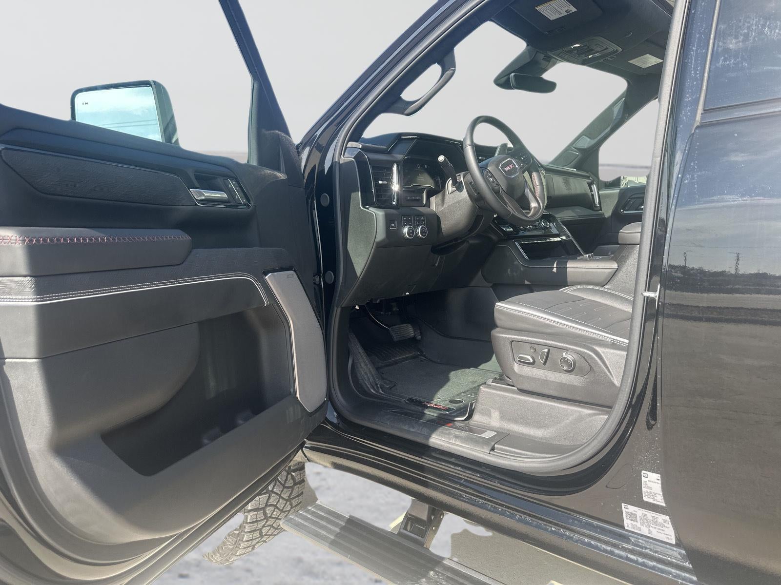 2025 GMC Sierra 2500 HD AT4X 12