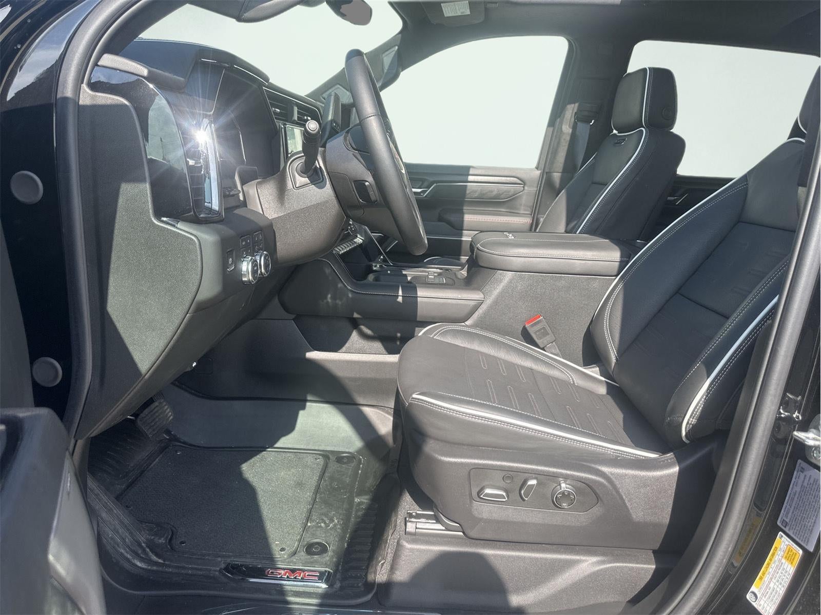 2025 GMC Sierra 2500 HD AT4X 14