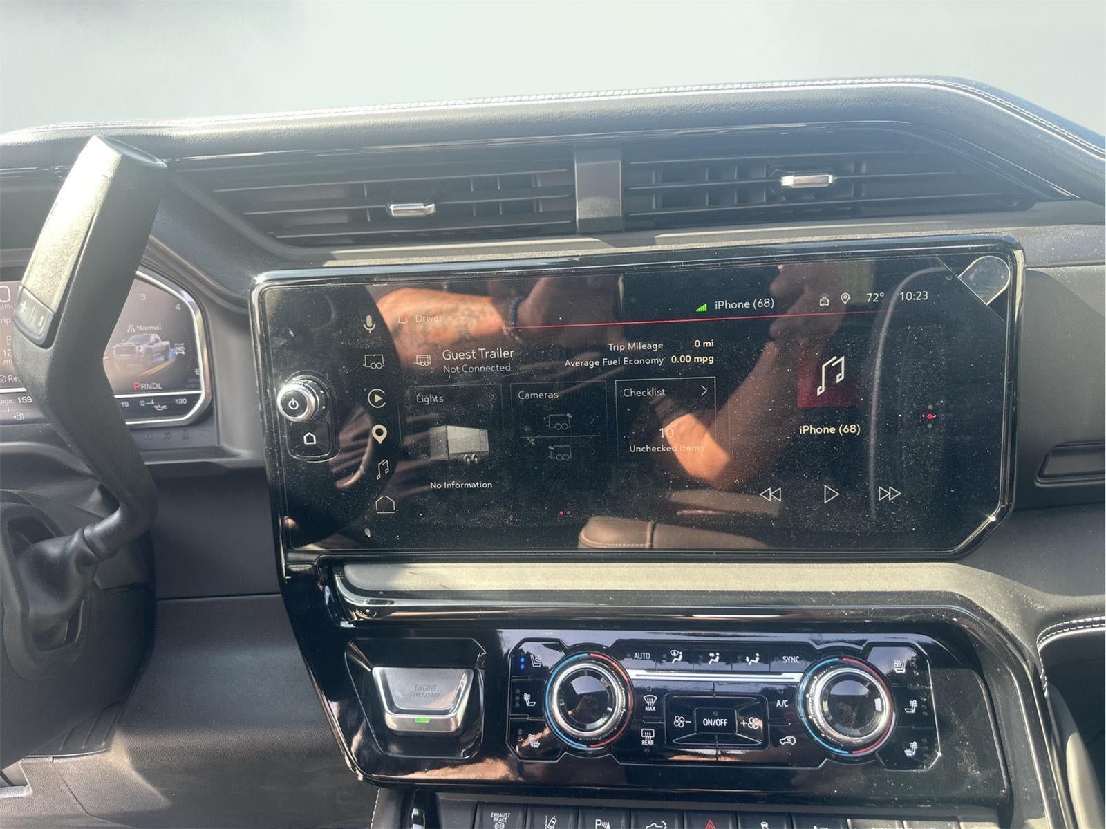 2025 GMC Sierra 2500 HD AT4X 19