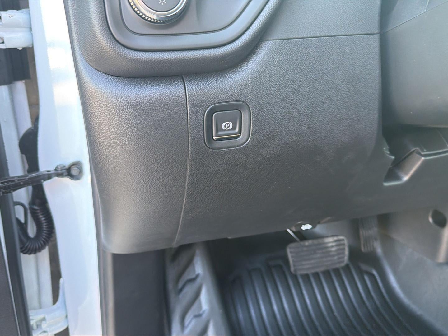 2026 GMC Sierra 2500 HD Pro 11