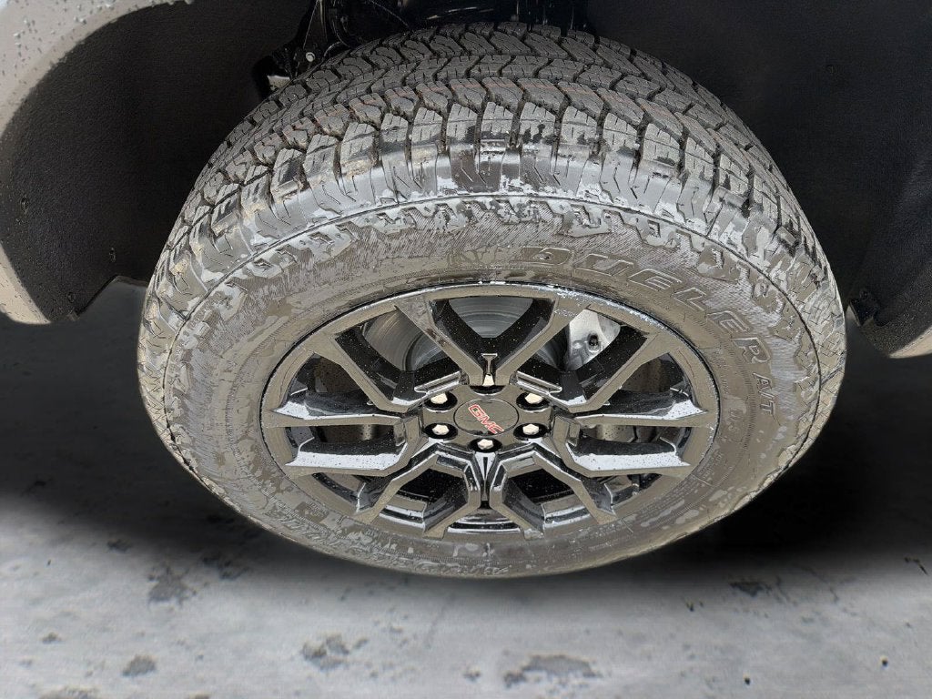 2026 GMC Canyon AT4 17