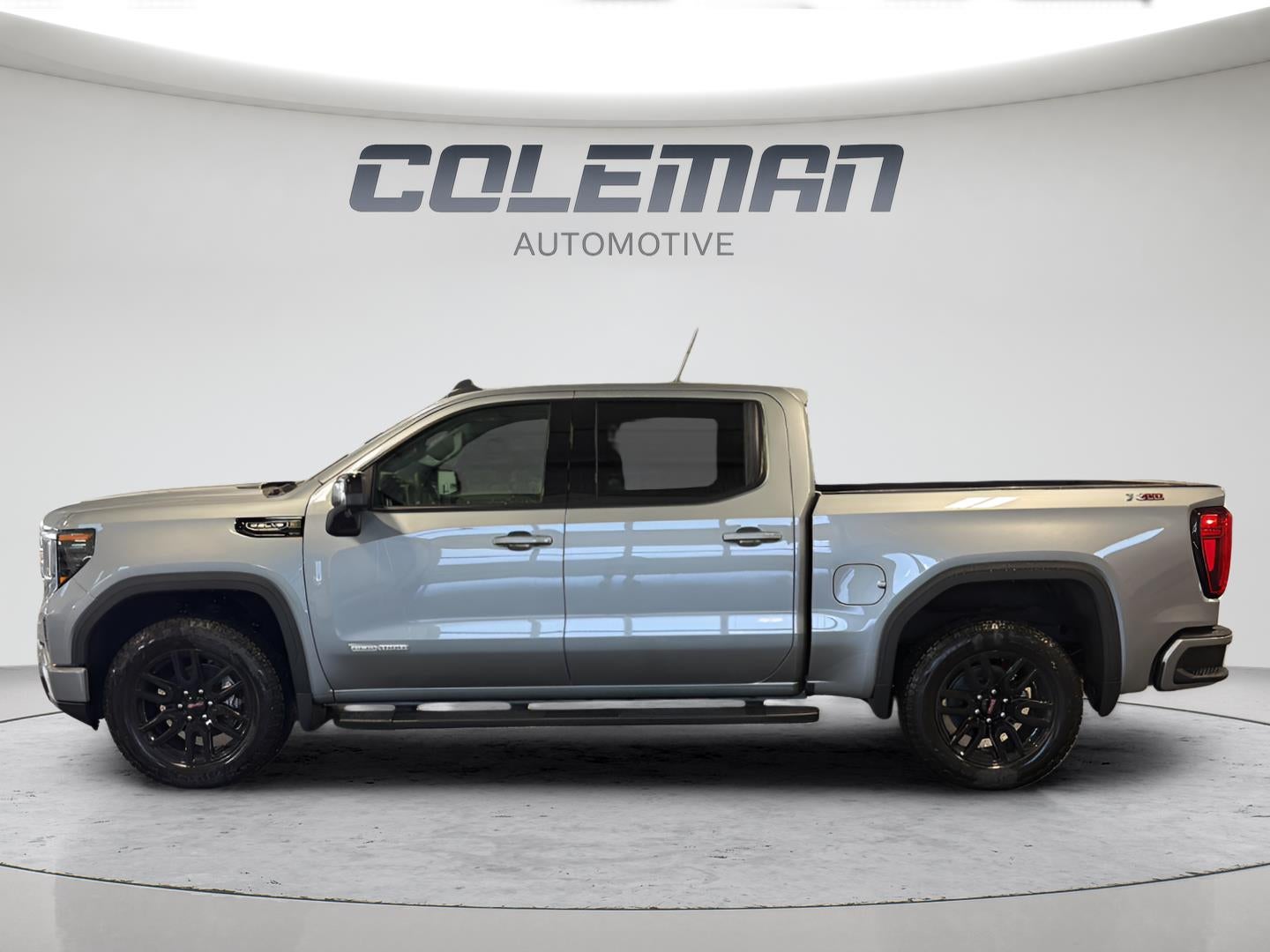 2026 GMC Sierra 1500 Elevation - Photo 2