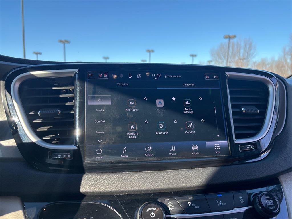 2024 Chrysler Pacifica Touring L 6