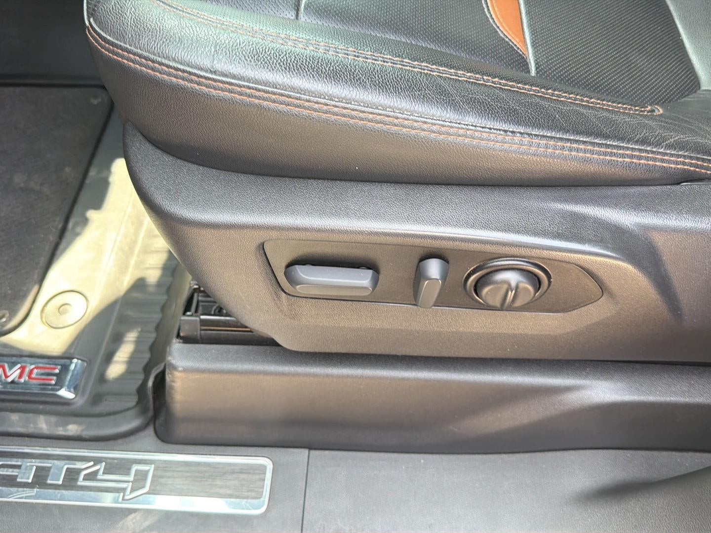 2022 GMC Sierra 1500 Limited AT4