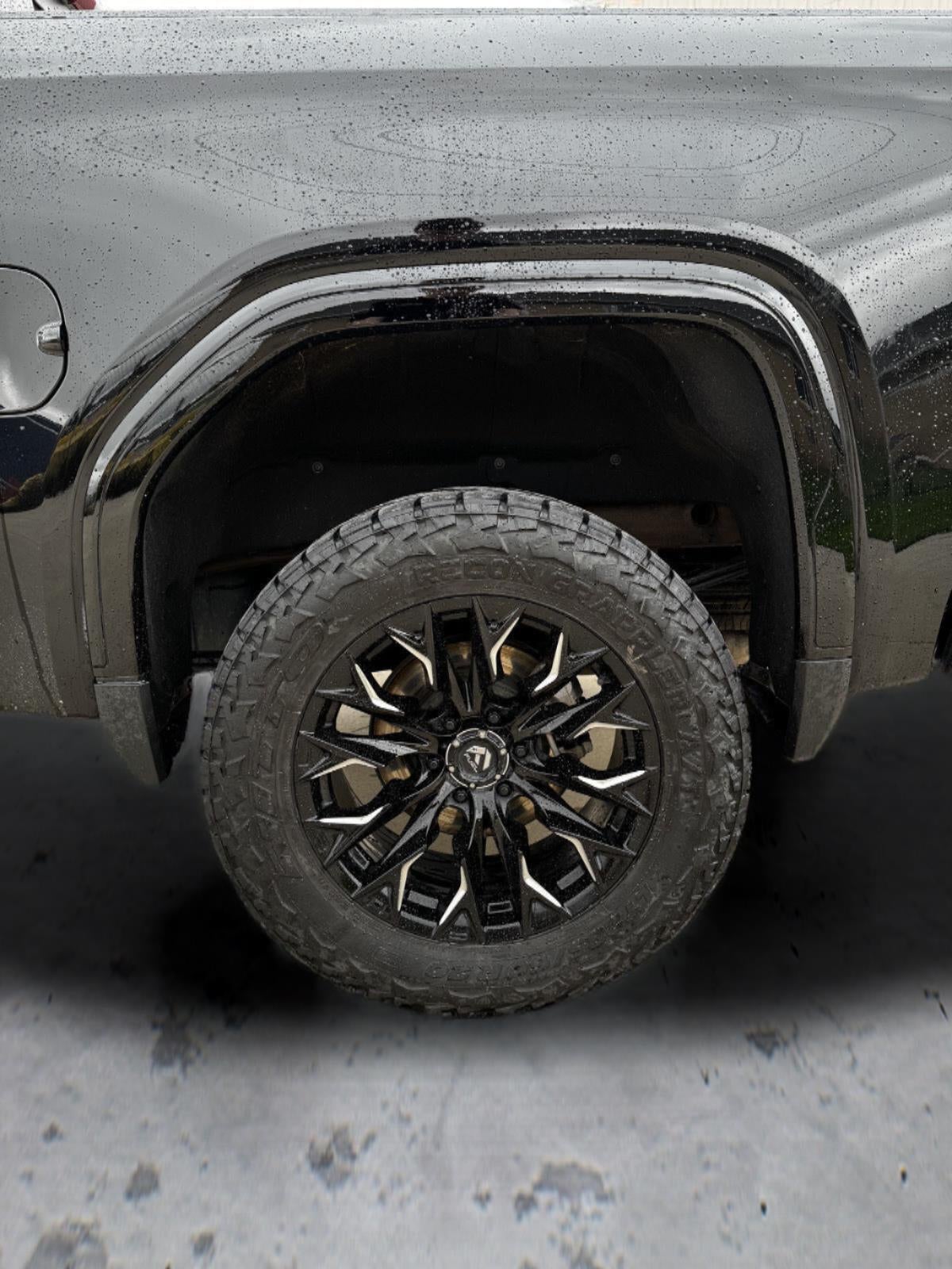 2025 GMC Sierra 1500 AT4 13