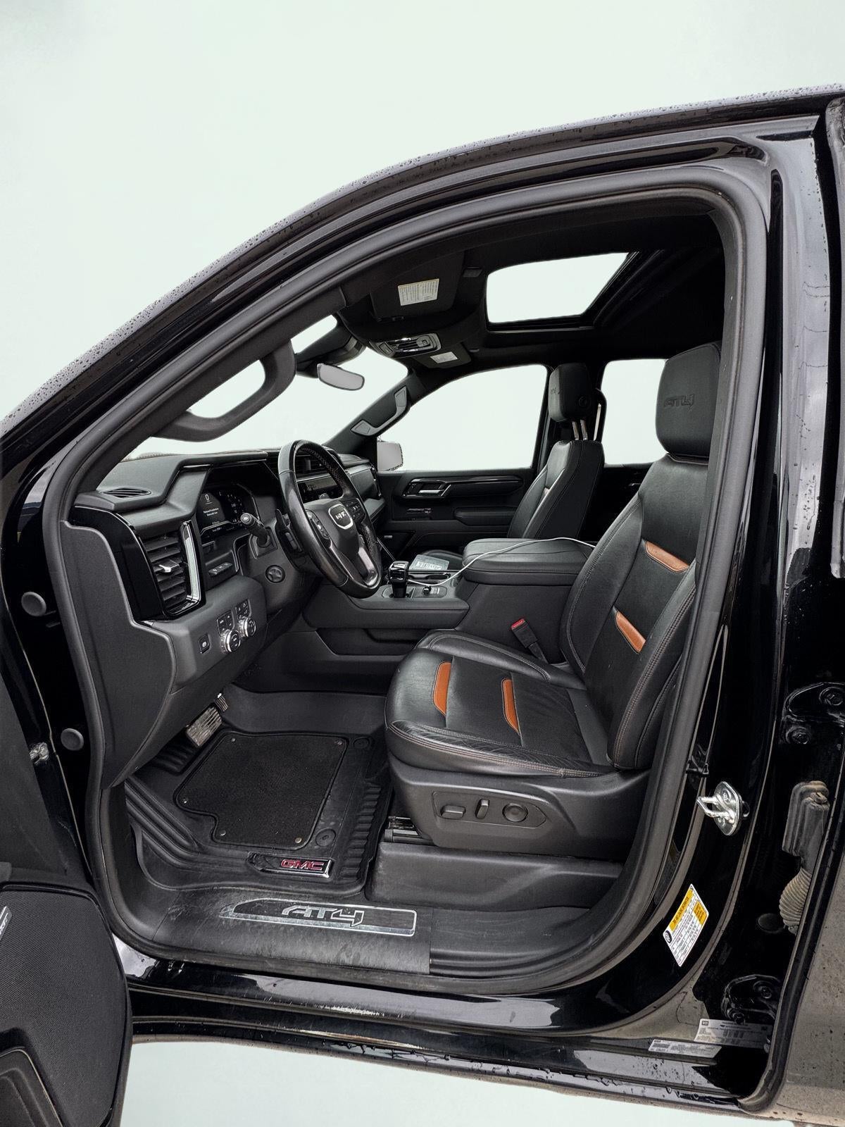 2025 GMC Sierra 1500 AT4 25