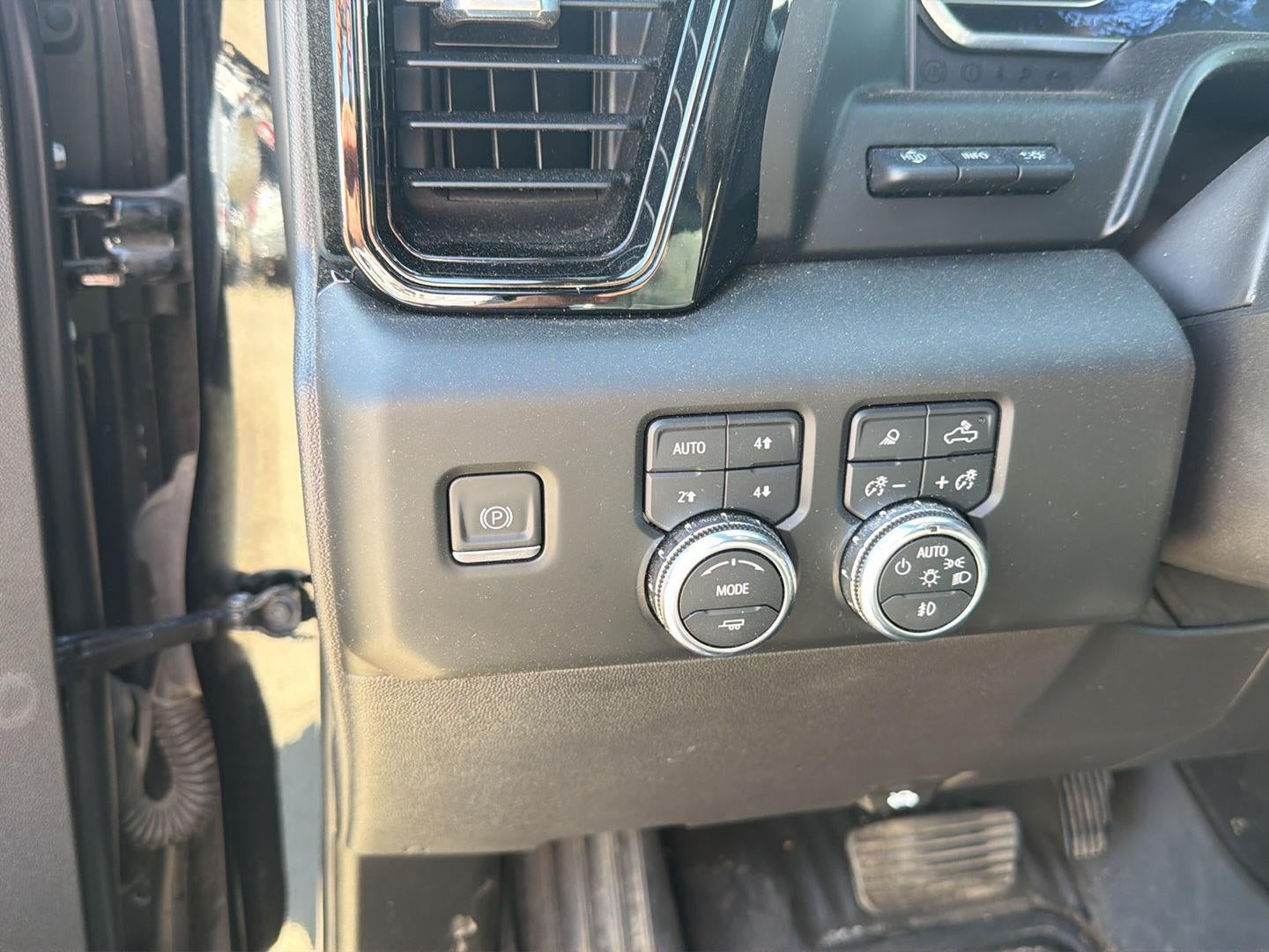 2022 GMC Sierra 1500 AT4X