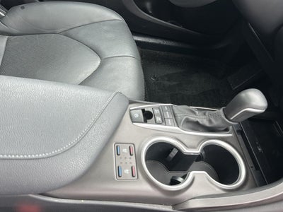 2023 Toyota Camry Hybrid XLE